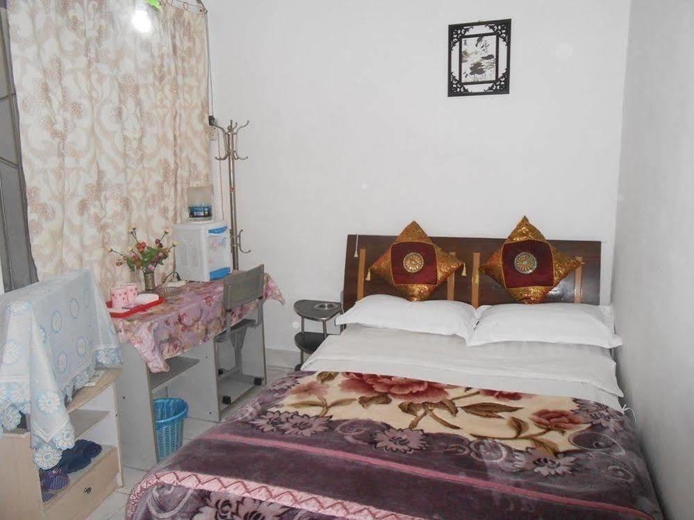 Chengdu Cosiness Home Hotel Екстер'єр фото
