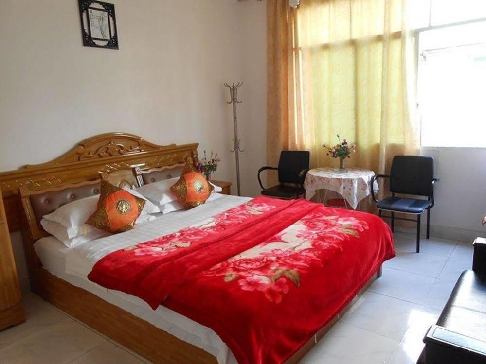 Chengdu Cosiness Home Hotel Екстер'єр фото